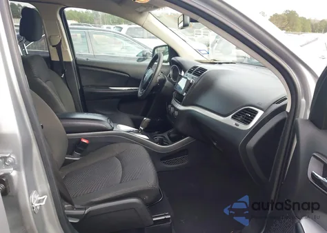 2019 Dodge Journey Se from USA, damaged, VIN 3C4PDCBB4KT838492